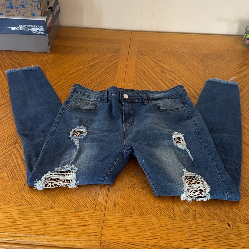 Blue Stretch Skinny Jeans with Animal Print Accents - Picture 7 of 10